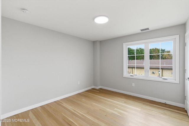 14 Blue River Way, Lakewood, NJ 08701