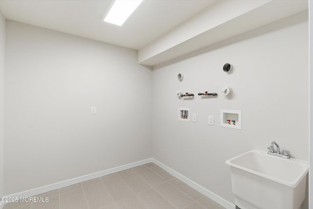 14 Blue River Way, Lakewood, NJ 08701