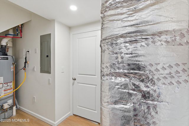 14 Blue River Way, Lakewood, NJ 08701