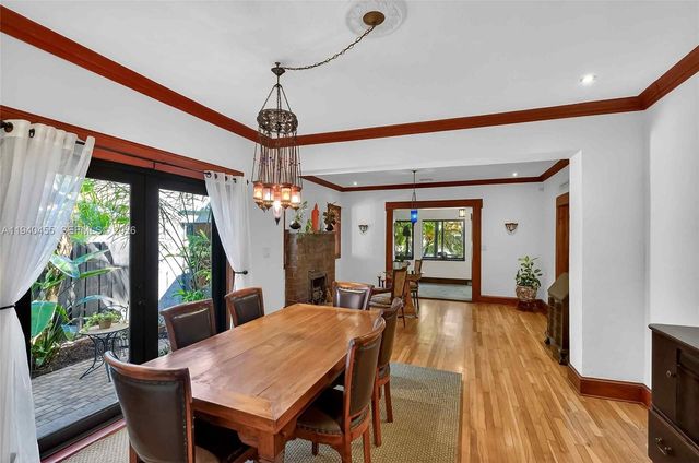 452 SW 21st Road, Miami, FL 33129