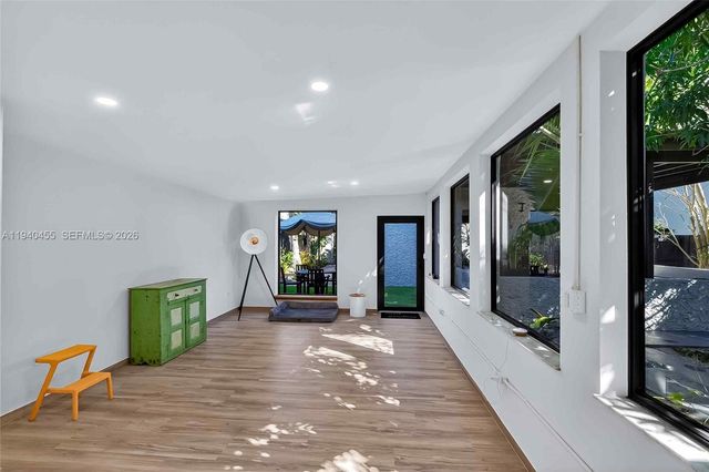 452 SW 21st Road, Miami, FL 33129