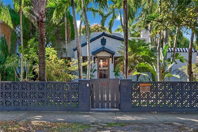 452 SW 21st Road, Miami, FL 33129