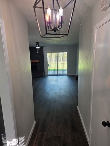 3005 Farrell Lane, Fort Worth, TX 76119