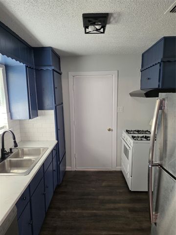 3005 Farrell Lane, Fort Worth, TX 76119