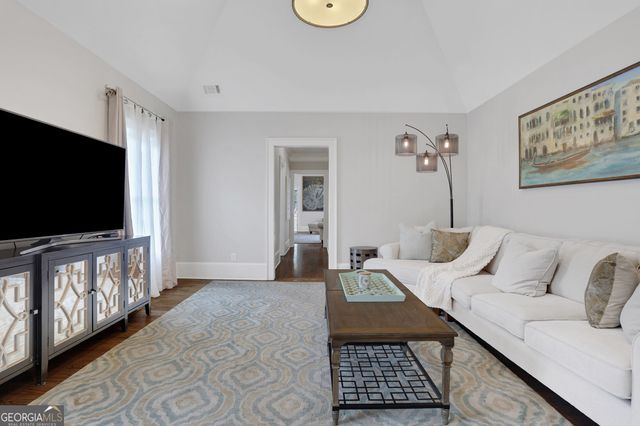 3834 Chamblee Dunwoody Road, Atlanta, GA 30341