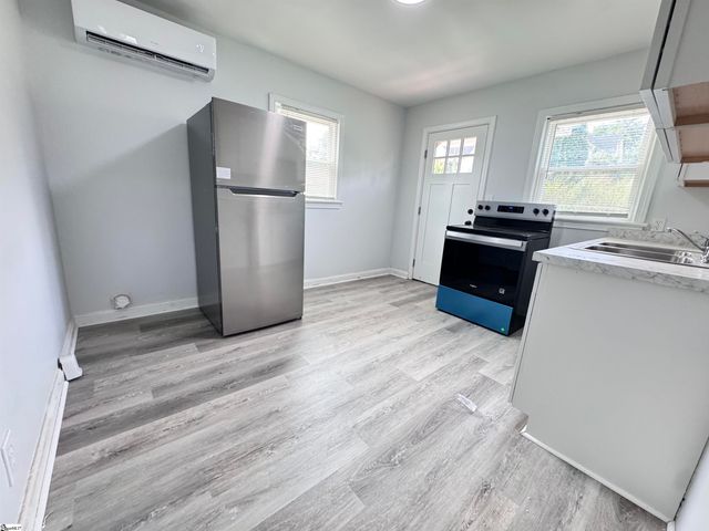 48 Bagwell Circle, Greenville, SC 29605