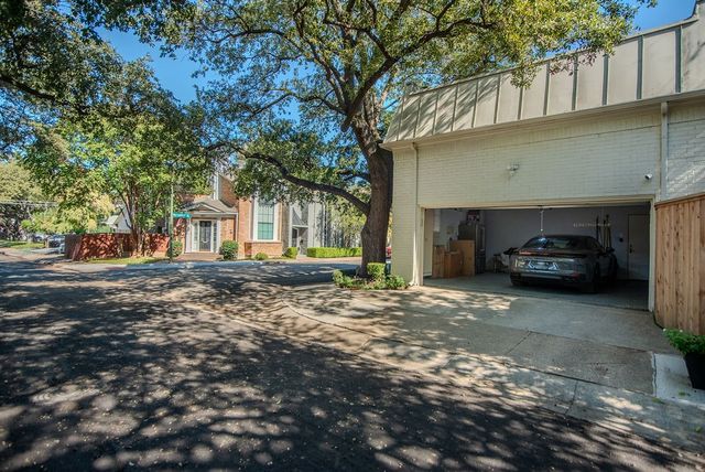 3802 S Versailles Avenue, Dallas, TX 75209