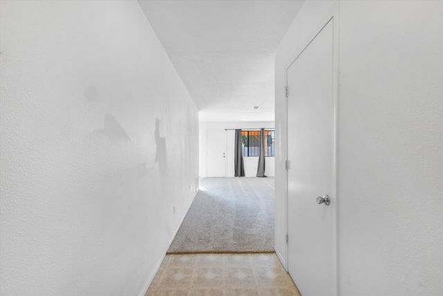 10804 Guadiana Place SW, Albuquerque, NM 87121