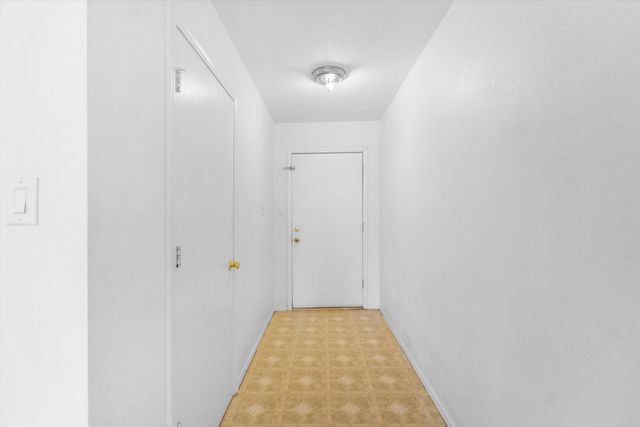 10804 Guadiana Place SW, Albuquerque, NM 87121