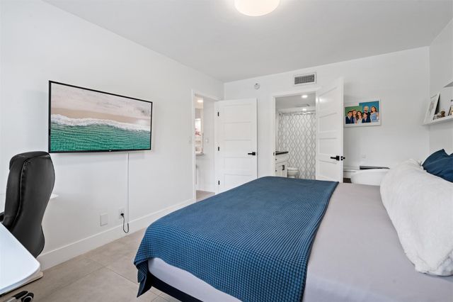 706 SE 2nd Avenue 335, Deerfield Beach, FL 33441
