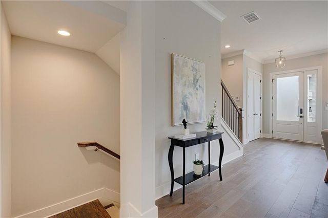 2075 Parkside Lane 8, Roswell, GA 30076