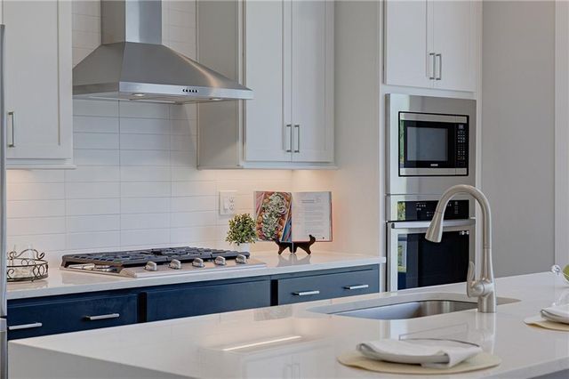 2075 Parkside Lane 8, Roswell, GA 30076