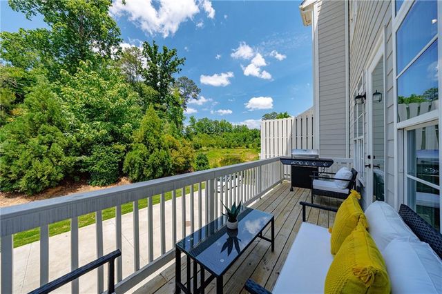 2075 Parkside Lane 8, Roswell, GA 30076