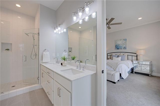 2075 Parkside Lane 8, Roswell, GA 30076