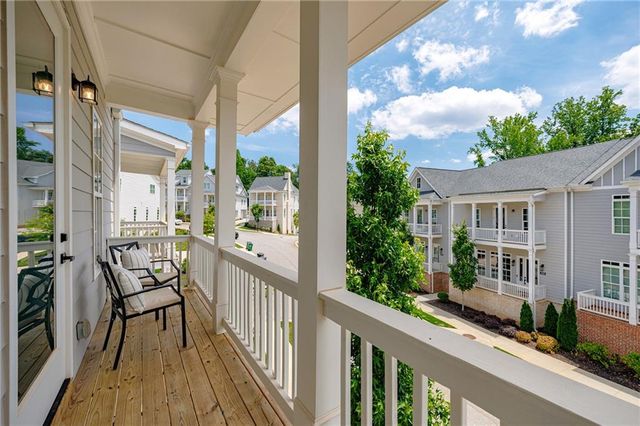 2075 Parkside Lane 8, Roswell, GA 30076