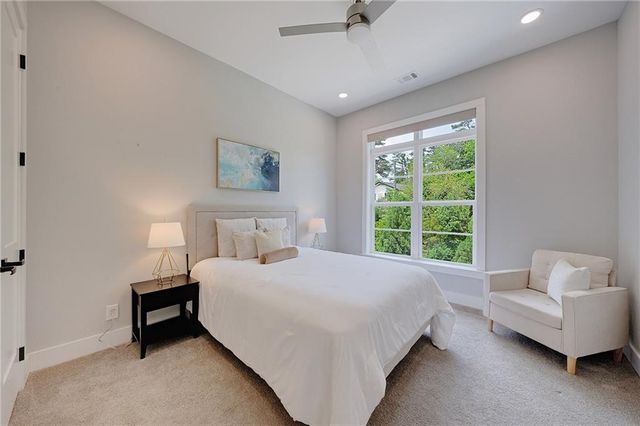 2075 Parkside Lane 8, Roswell, GA 30076