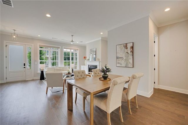 2075 Parkside Lane 8, Roswell, GA 30076