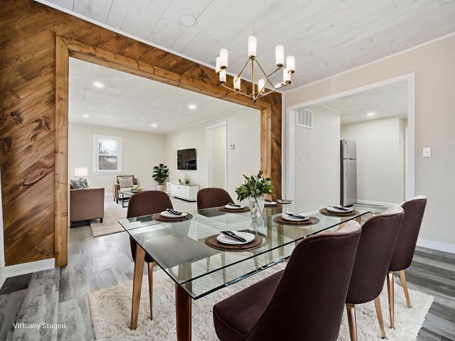 210 N Britain Avenue, Mountain Grove, MO 65711