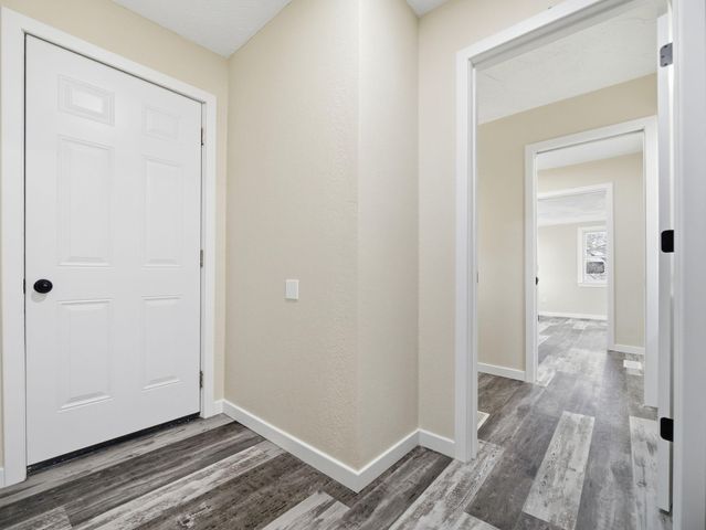 210 N Britain Avenue, Mountain Grove, MO 65711