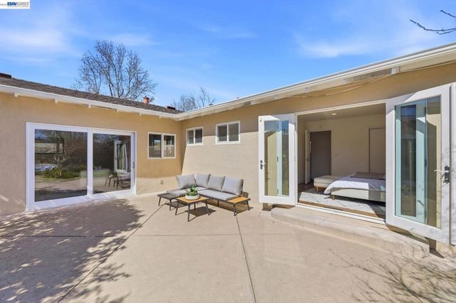 5494 Sharon Ln, San Jose, CA 95124