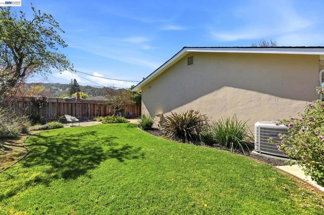 5494 Sharon Ln, San Jose, CA 95124