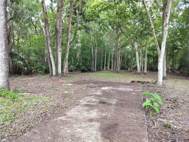 523 S Tuck Point, Inverness, FL 34450