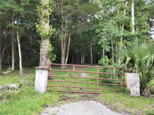 523 S Tuck Point, Inverness, FL 34450