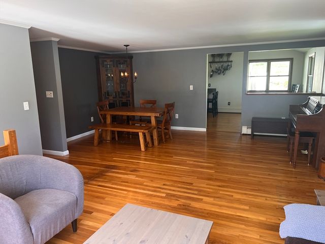 10 Juniper, Ipswich, MA 01938