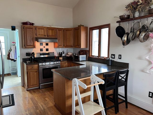 10 Juniper, Ipswich, MA 01938