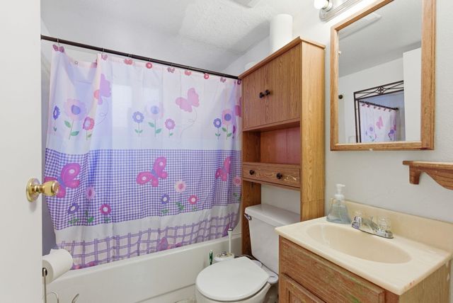 2921 E 17th Ave, Spokane, WA 99223