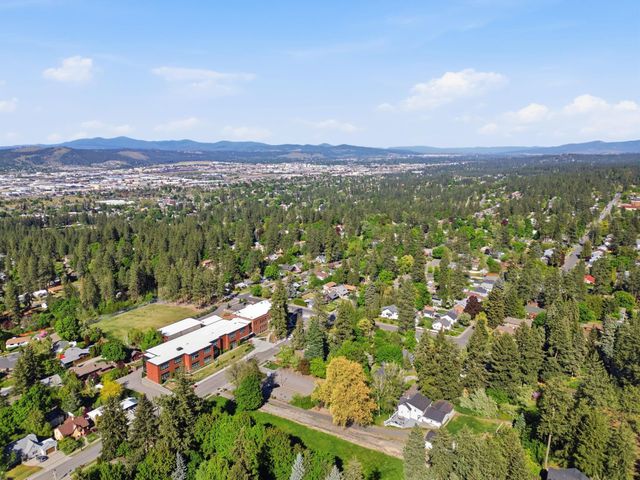 2921 E 17th Ave, Spokane, WA 99223