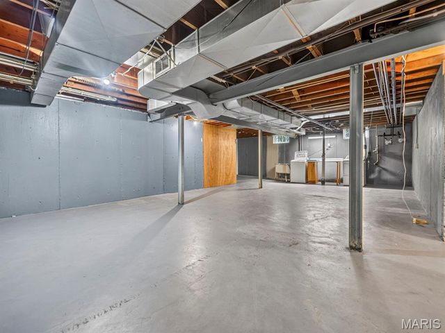 7000 Clifton Avenue 1, St Louis, MO 63109