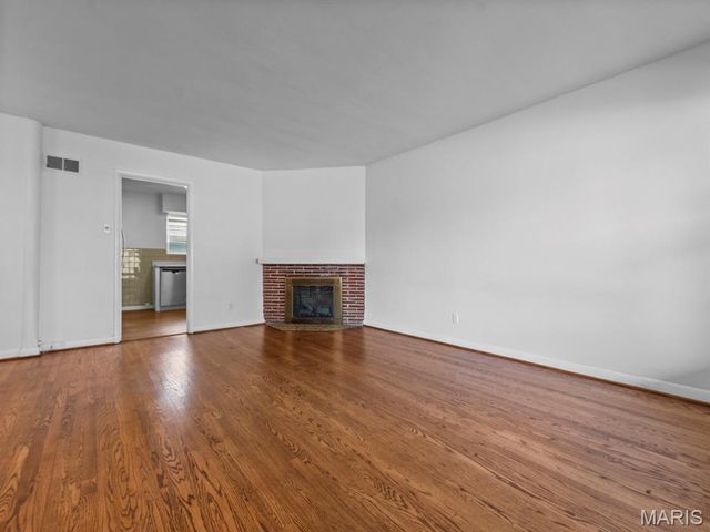 7000 Clifton Avenue 1, St Louis, MO 63109