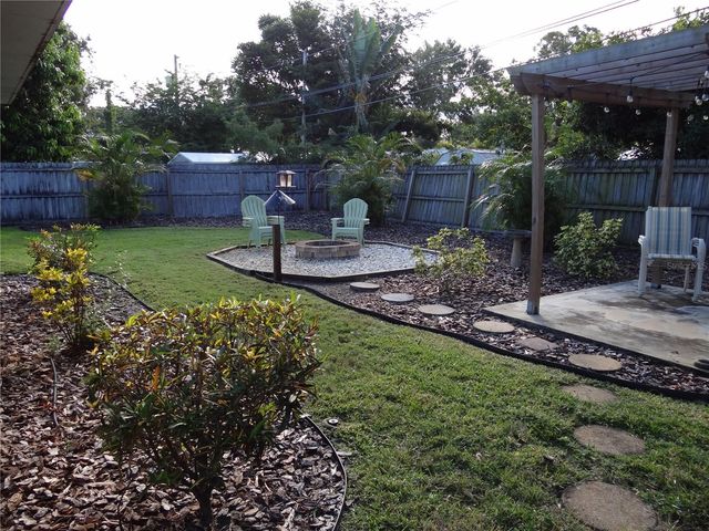 3000 28TH AVENUE N, St Petersburg, FL 33713