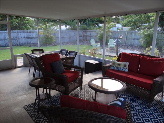 3000 28TH AVENUE N, St Petersburg, FL 33713