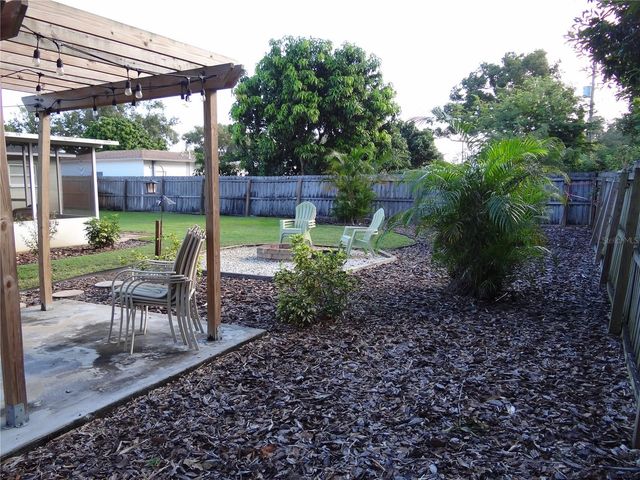 3000 28TH AVENUE N, St Petersburg, FL 33713