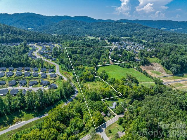 28 Pleasant Grove Road, Weaverville, NC 28787