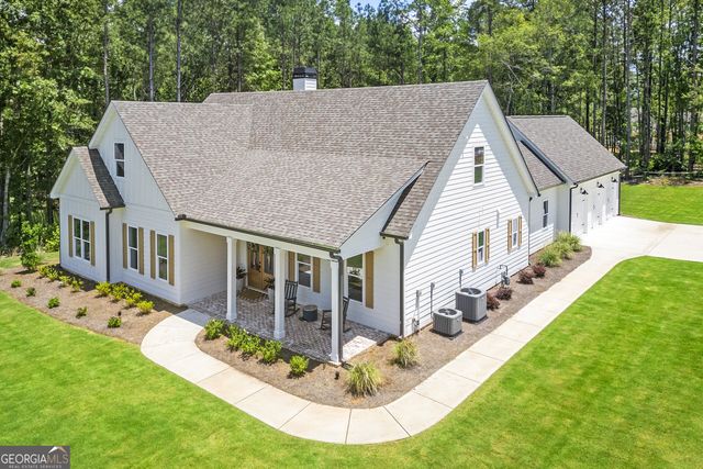 240 Snug Harbor Place, Newnan, GA 30263