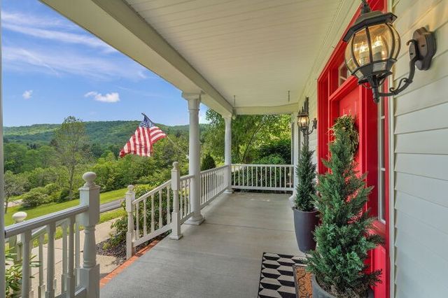 600 Minard Run Road, Bradford Town, PA 16701