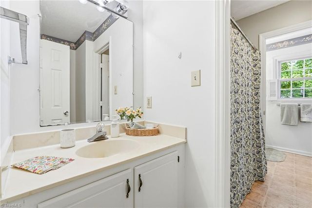 405 Herndon Drive, Winston-salem, NC 27104