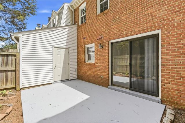 405 Herndon Drive, Winston-salem, NC 27104