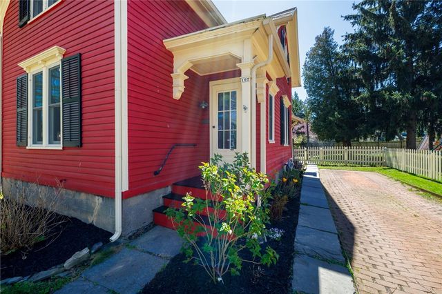 107 Cypress Street, Rochester, NY 14620