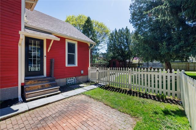 107 Cypress Street, Rochester, NY 14620