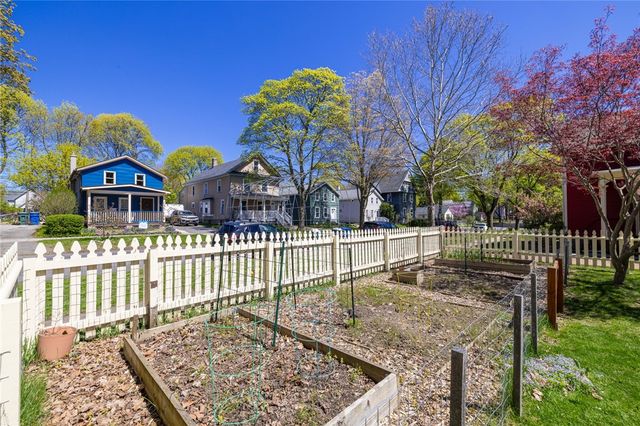 107 Cypress Street, Rochester, NY 14620