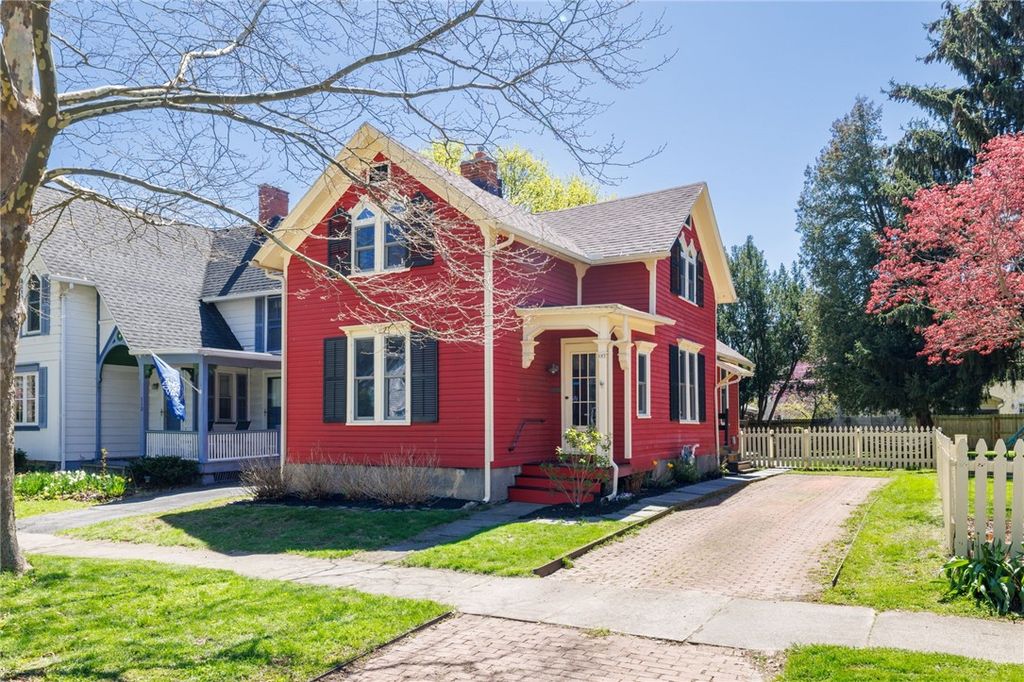 107 Cypress Street, Rochester, NY 14620