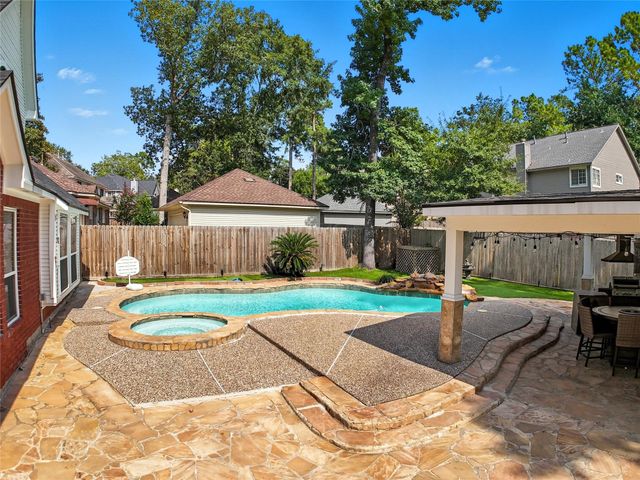 35 Outervale Place, The Woodlands, TX 77381