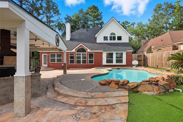 35 Outervale Place, The Woodlands, TX 77381