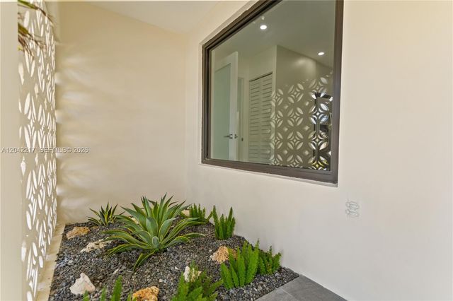 2431 Sabal Palm Drive, Miramar, FL 33023