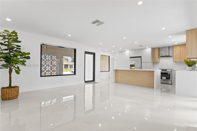 2431 Sabal Palm Drive, Miramar, FL 33023