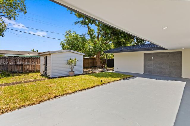 2431 Sabal Palm Drive, Miramar, FL 33023